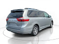 2020 Toyota Sienna XLE Auto Access Seat