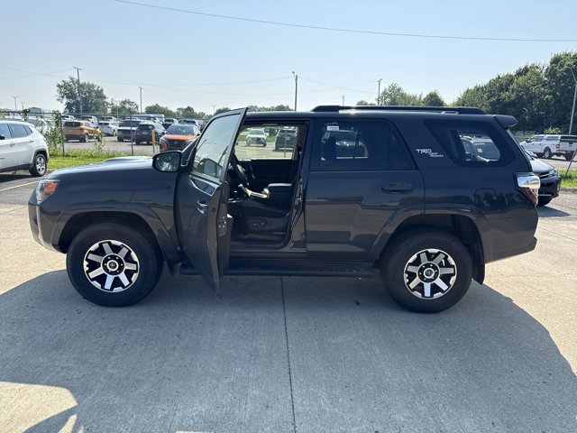 2024 Toyota 4Runner TRD Off Road