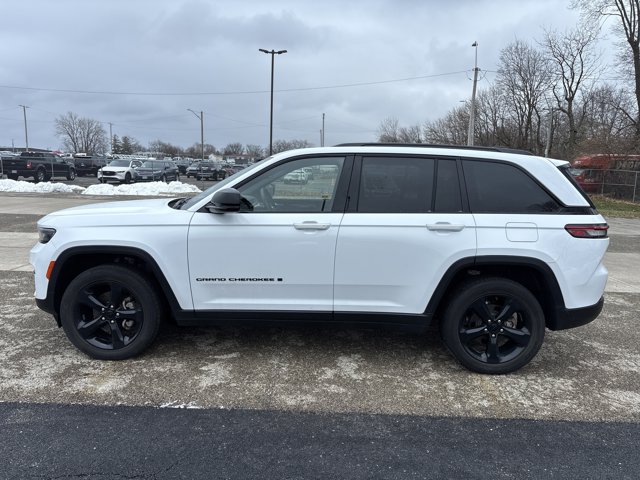 2022 Jeep Grand Cherokee Altitude