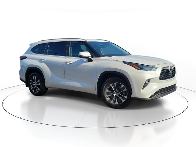 2026 Toyota Highlander XLE