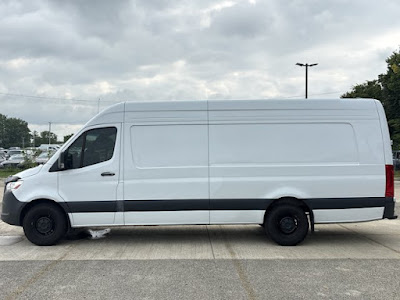 2024 Mercedes-Benz Sprinter Cargo Van